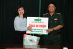 MIC trao 50 triệu đồng ủng hộ 10 quân nhân Biên phòng bị bệnh hiểm nghèo